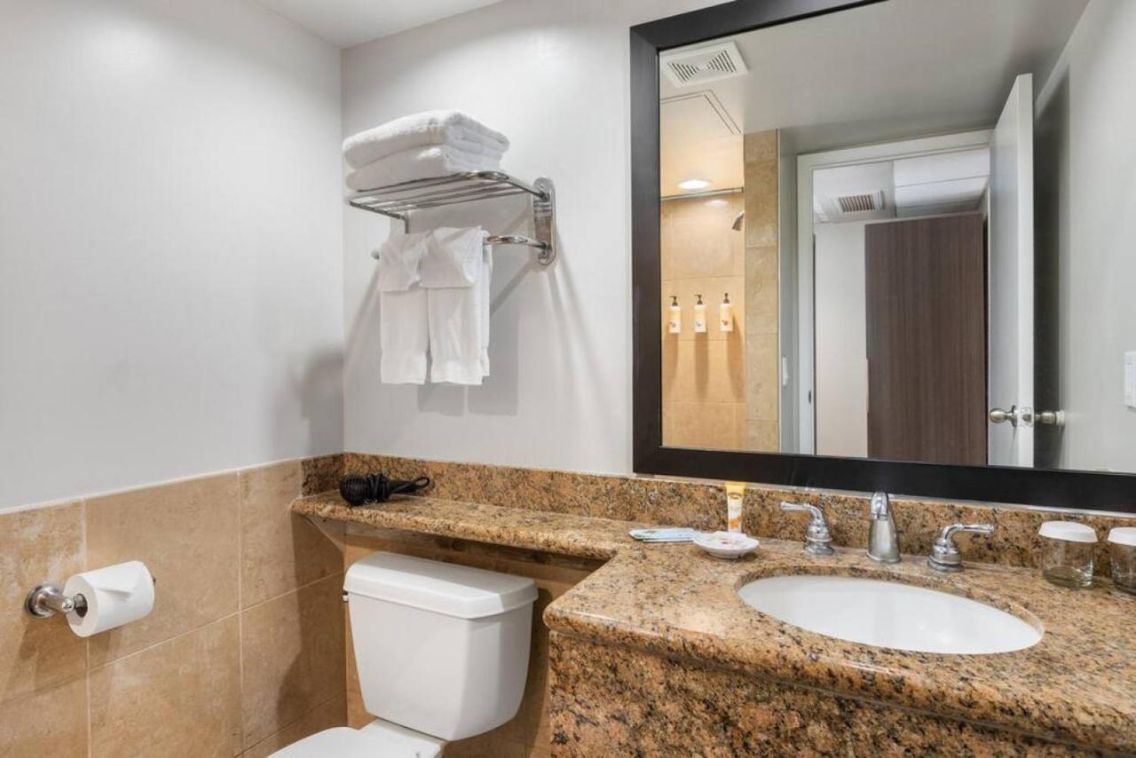 Incredible Location Free Parking In Waikiki Villa Honolulu Exterior photo