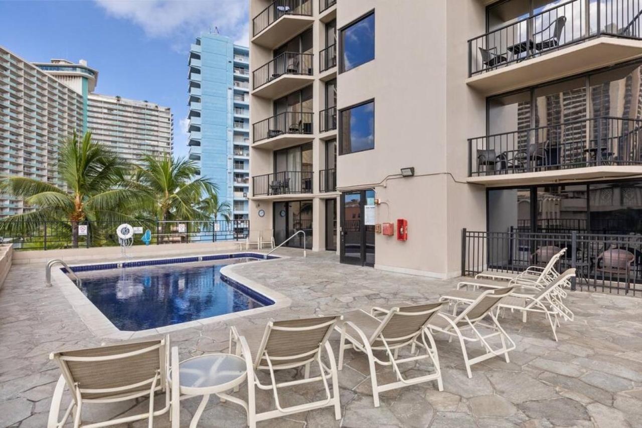 Incredible Location Free Parking In Waikiki Villa Honolulu Exterior photo