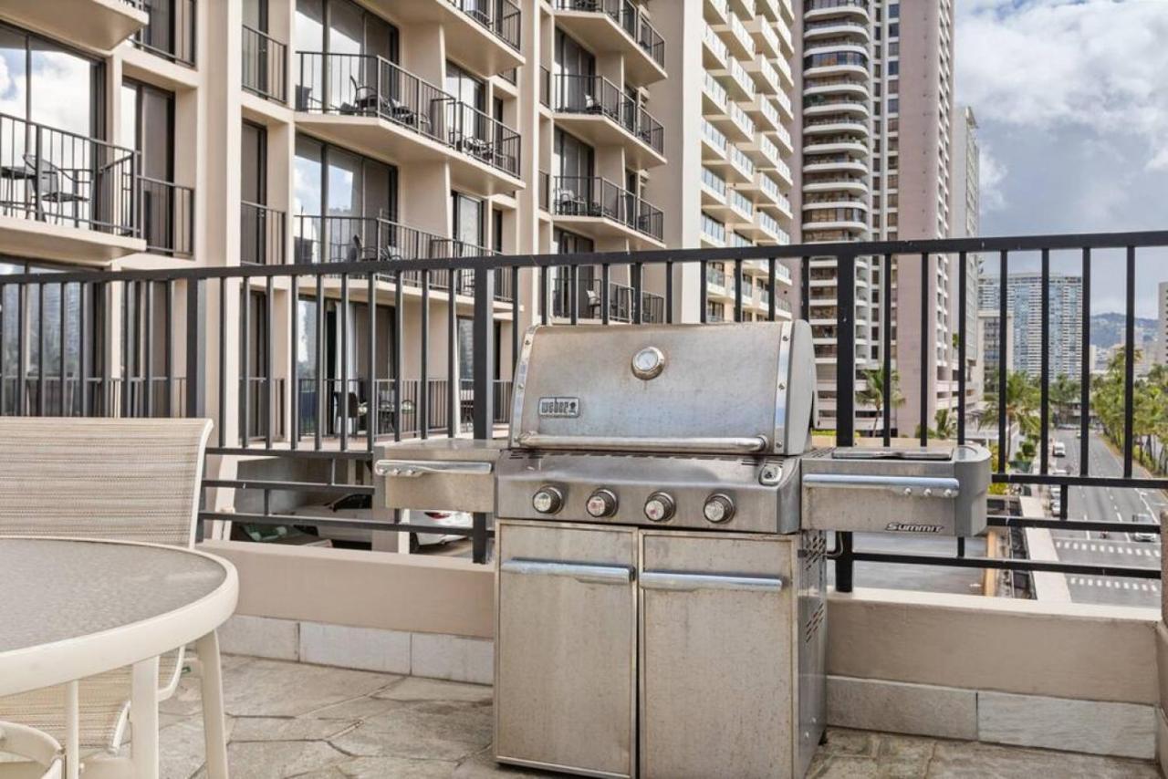 Incredible Location Free Parking In Waikiki Villa Honolulu Exterior photo